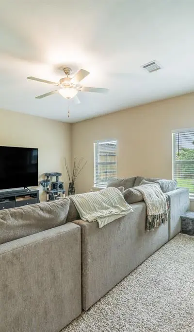 360 Ridgeland Oaks Drive, Fort Worth TX 76120 - Photo 2