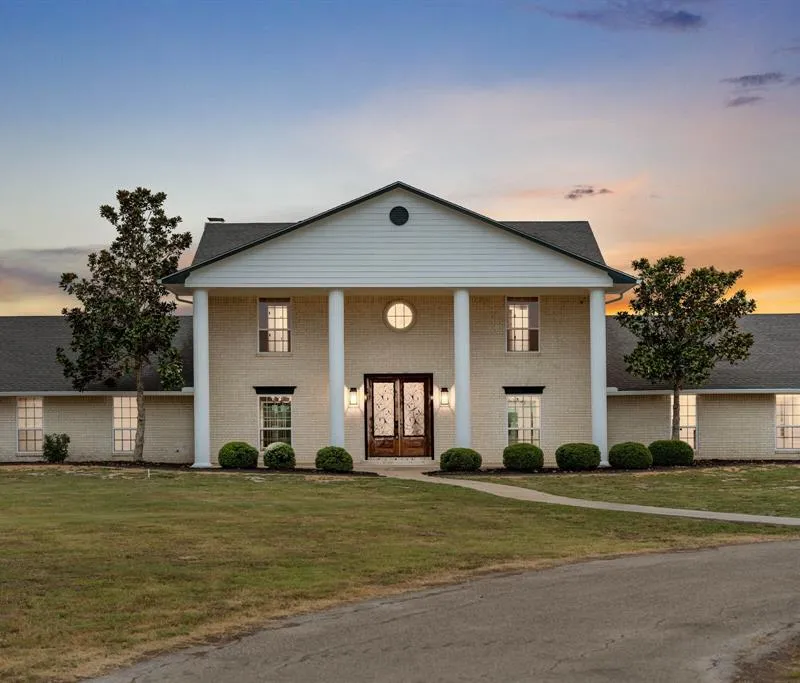 11254 Farm Road 195, Paris TX 75462