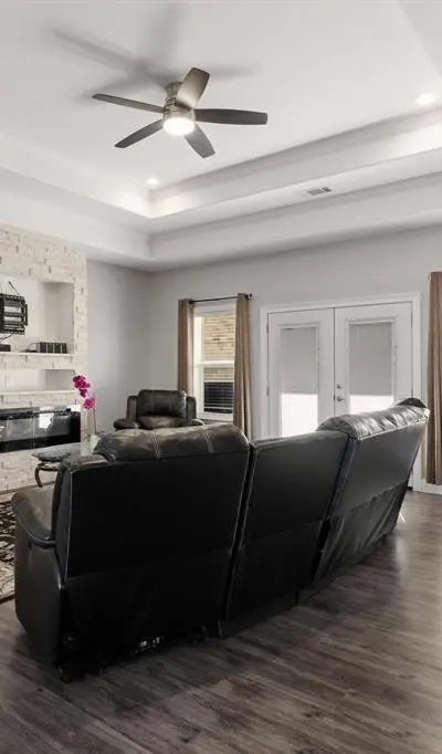 104 N 4th Street, Trenton TX 75490 - Photo 5