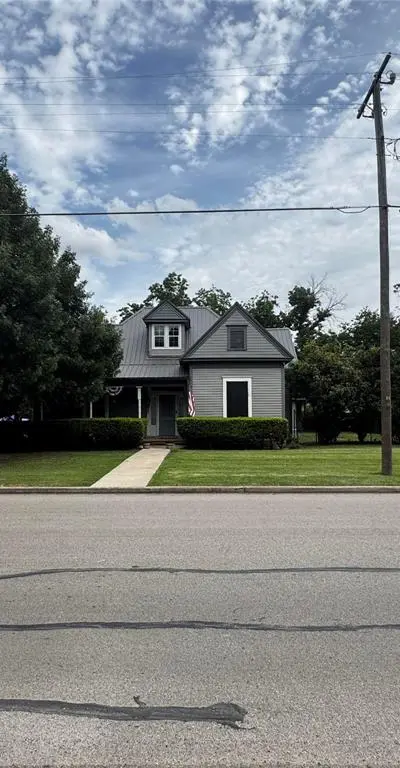 818 E Elm Street, Hillsboro TX 76645 - Photo 2