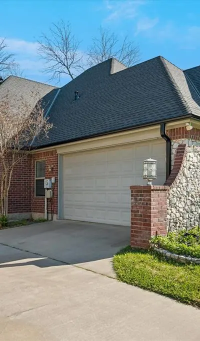 2012 Tremont Circle, Denton TX 76205 - Photo 2