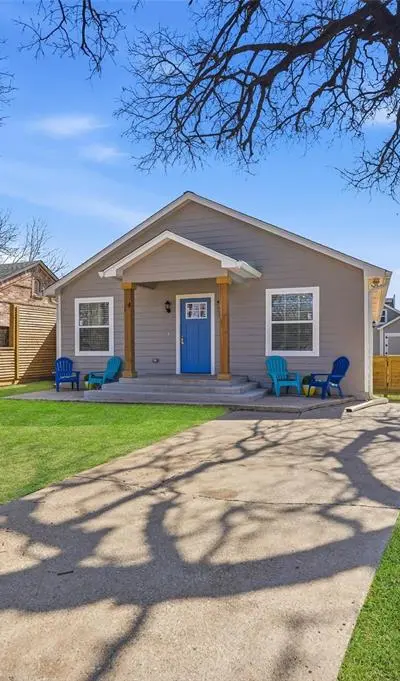 2518 W Amherst Avenue, Dallas TX 75235 - Photo 3