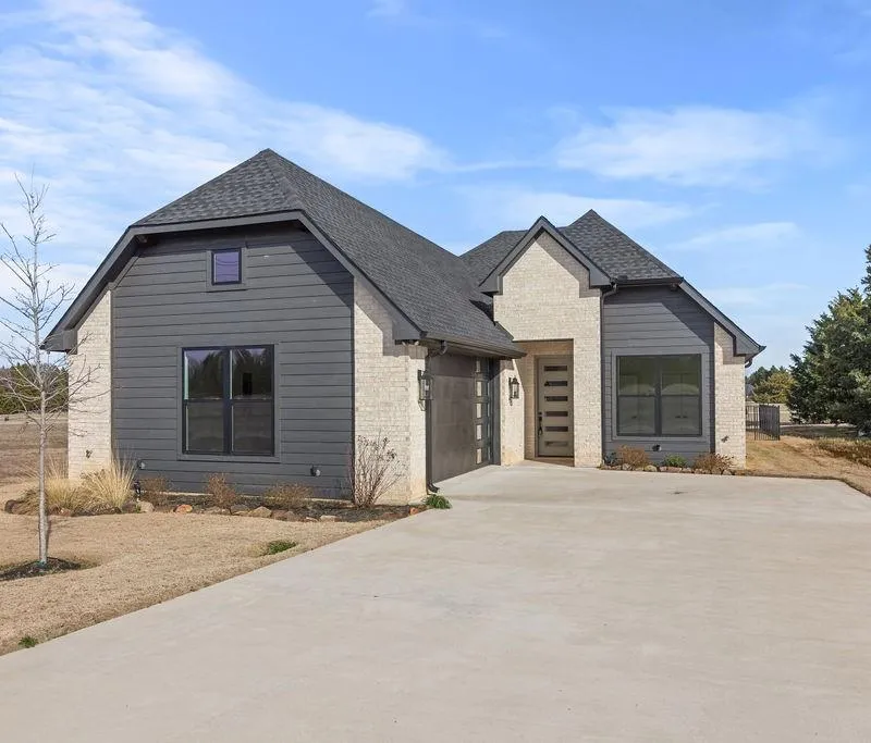 115 Palisades Drive, Gordonville TX 76245