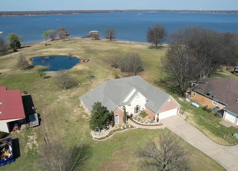 125 Rs County Road 3379, Emory TX 75440