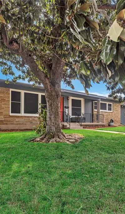 4224 Normandy Road, Fort Worth TX 76103 - Photo 2