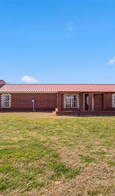 1219 County Road 3550, Paradise TX 76073