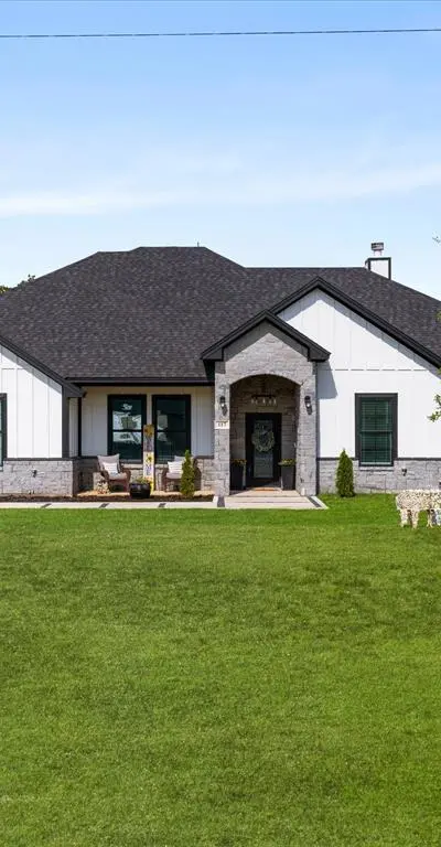 117 Coyote Cave Lane, Alvord TX 76225 - Photo 3