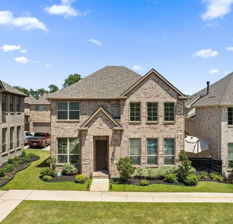 744 Patriot Lane, Irving TX 75060
