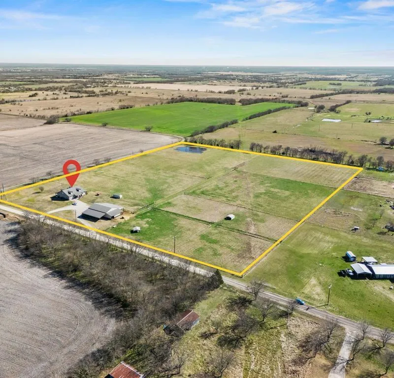 4379 County Road 4804, Wolfe City TX 75449