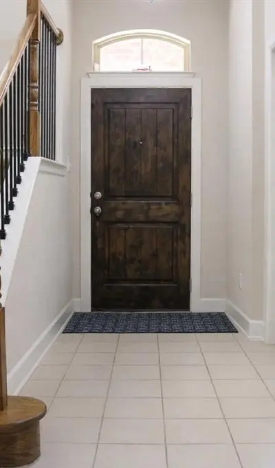 109 Maceta Street, Irving TX 75039 - Photo 3