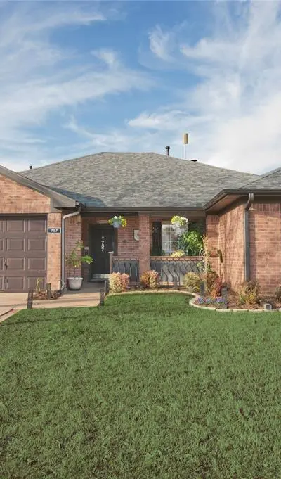 757 Winding Oak Bend, Lake Dallas TX 75065 - Photo 2
