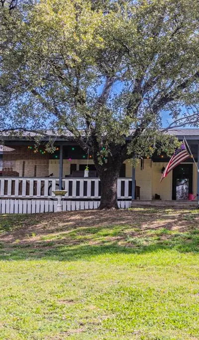 173 Bosque Bend Lane, China Spring TX 76633