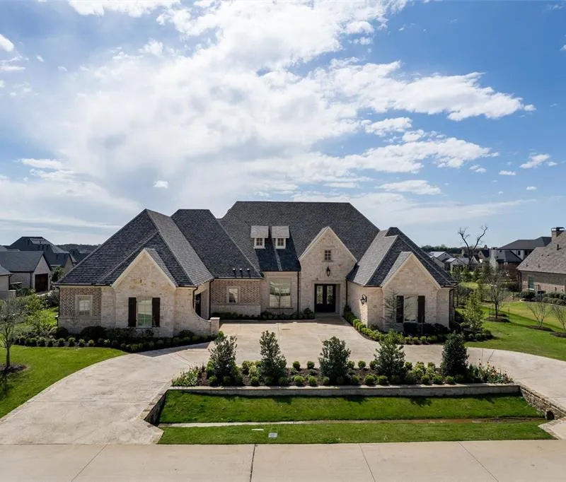 658 Louise Drive, Fairview TX 75069