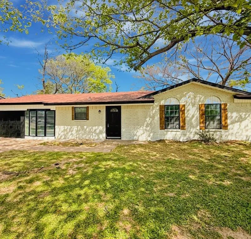 133 Buie Drive, Everman TX 76140