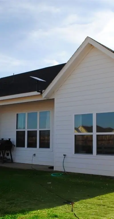 9221 Parkview Circle, Tolar TX 76476 - Photo 2