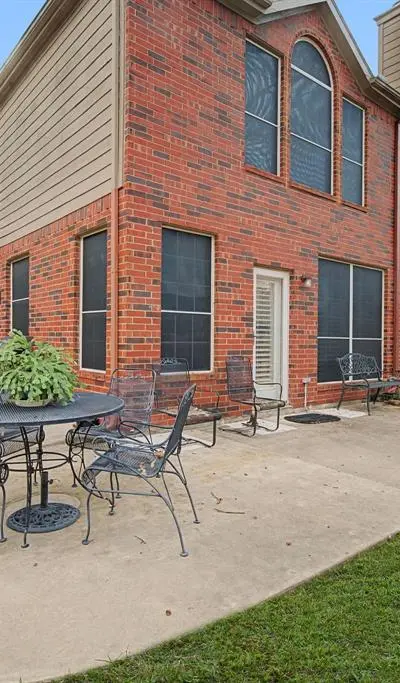 2403 Pinehurst Court, Highland Village TX 75077 - Photo 5