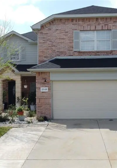 2549 Spring Creek Drive, Balch Springs TX 75180 - Photo 2