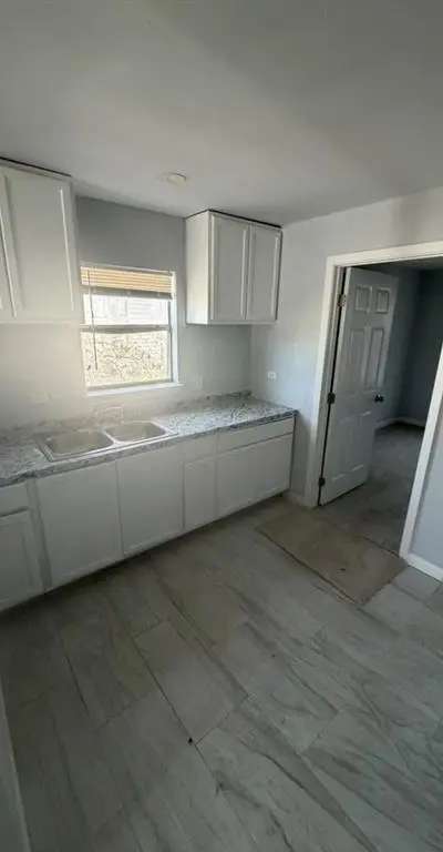 5332 Dimple Jackson Street, Dallas TX 75210 - Photo 2