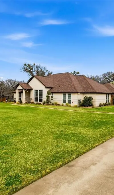 312 Lakeside Oaks Circle, Lakeside TX 76135 - Photo 3