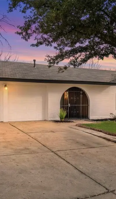 3405 Woodbridge Drive, Forest Hill TX 76140