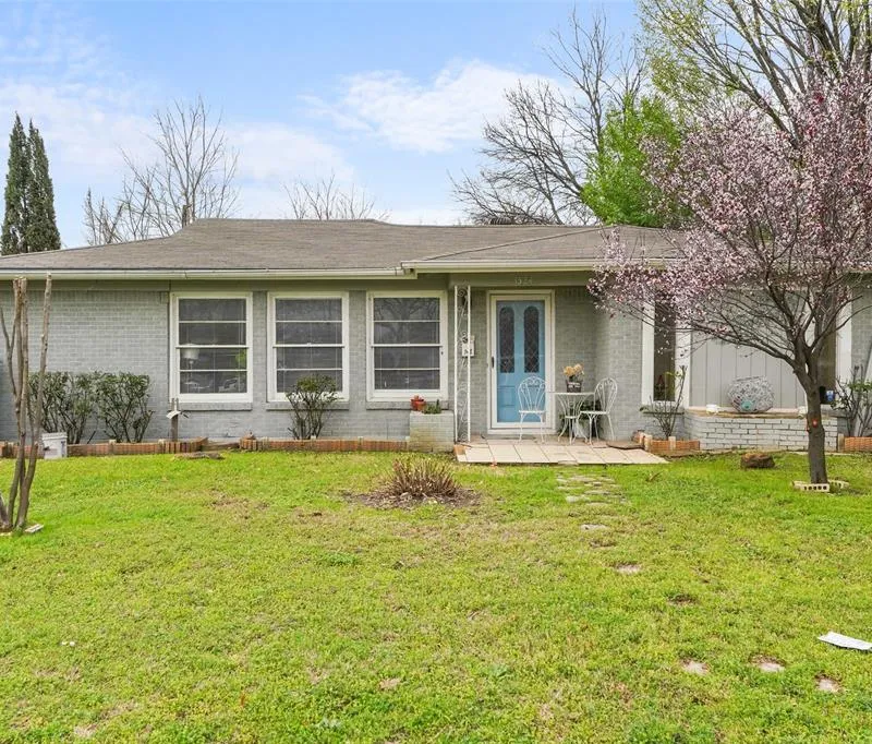 3524 Fossil Drive, Fort Worth TX 76111