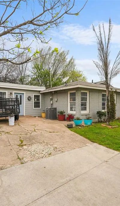 3524 Fossil Drive, Fort Worth TX 76111 - Photo 5