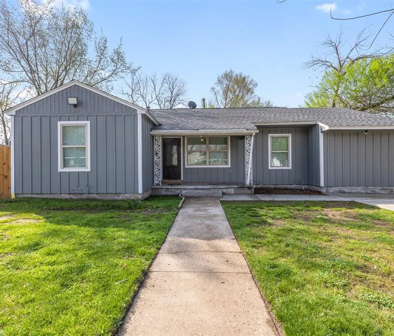 1014 Harlan Street, Irving TX 75060