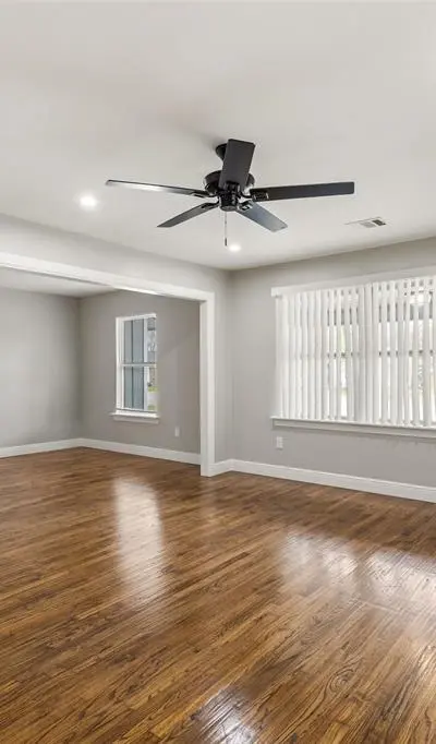1014 Harlan Street, Irving TX 75060 - Photo 5
