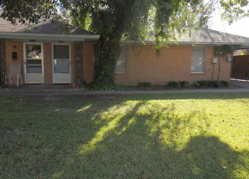 1011 Crescent Street, Denton TX 76201