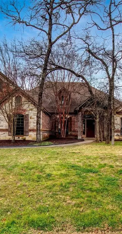 202 Woodland Drive, Krugerville TX 76227