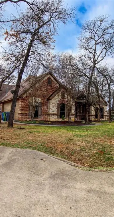 202 Woodland Drive, Krugerville TX 76227 - Photo 3