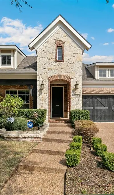 909 Auburn Court, Savannah TX 76227