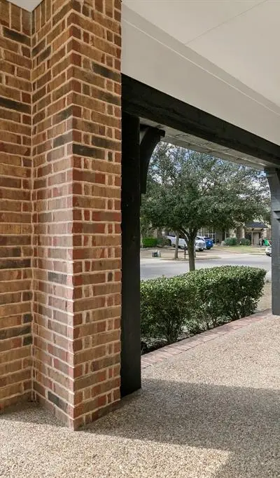 909 Auburn Court, Savannah TX 76227 - Photo 4