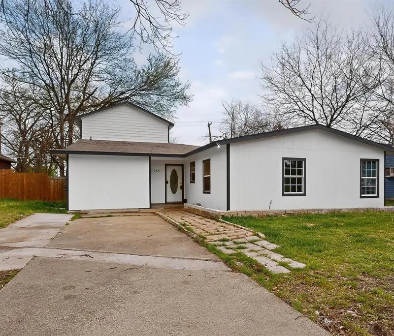 745 Clearwood Drive, Dallas TX 75232