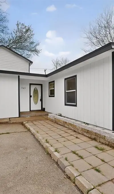 745 Clearwood Drive, Dallas TX 75232 - Photo 2