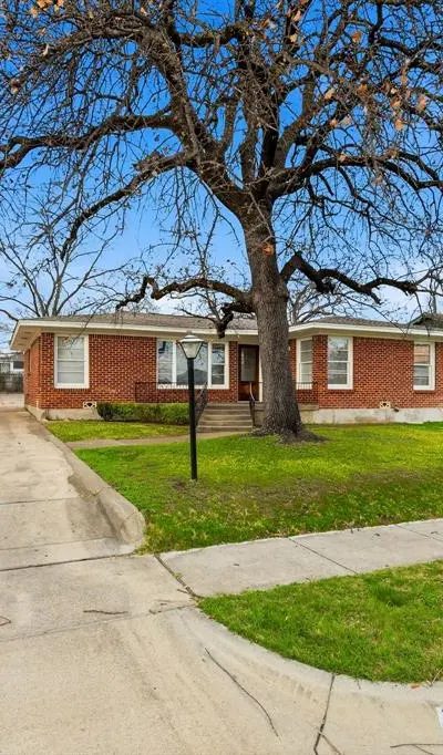 3013 Primrose Avenue, Fort Worth TX 76111