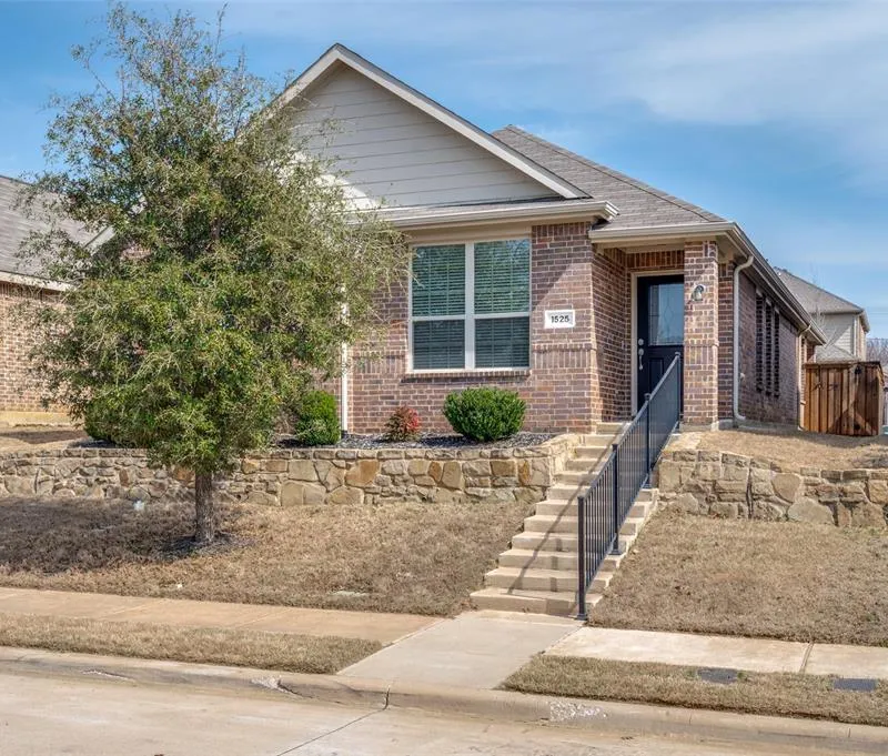 1525 Acmite Avenue, Cross Roads TX 76227
