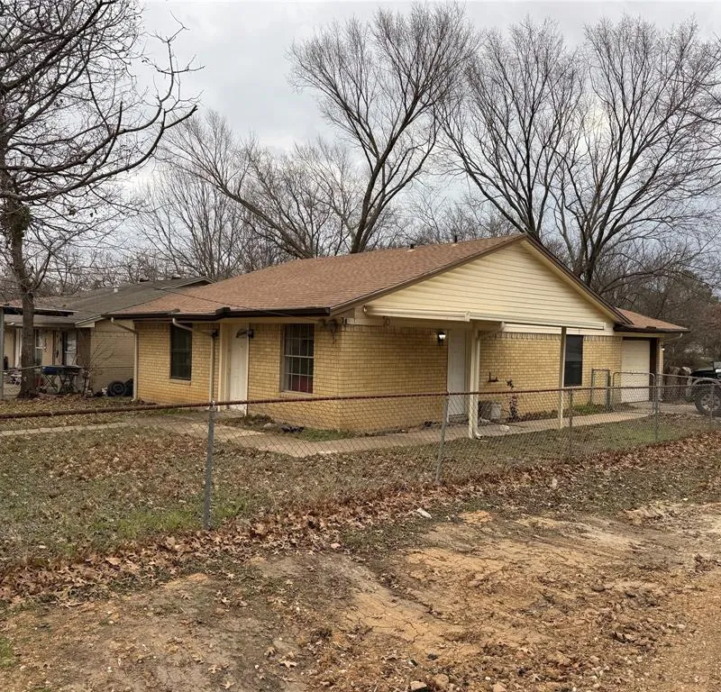 2246 Denmark Street, Dallas TX 75253
