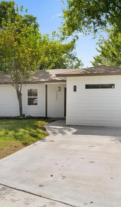 1604 Arbor, Arlington TX 76010