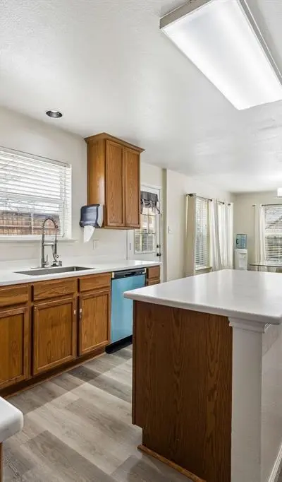 4706 Creekview Lane, Balch Springs TX 75180