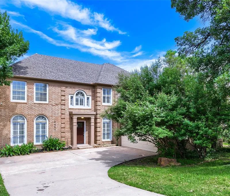 2803 Wyndham Lane, Richardson TX 75082