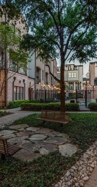 2114 Aylesport Drive, Dallas TX 75201 - Photo 4
