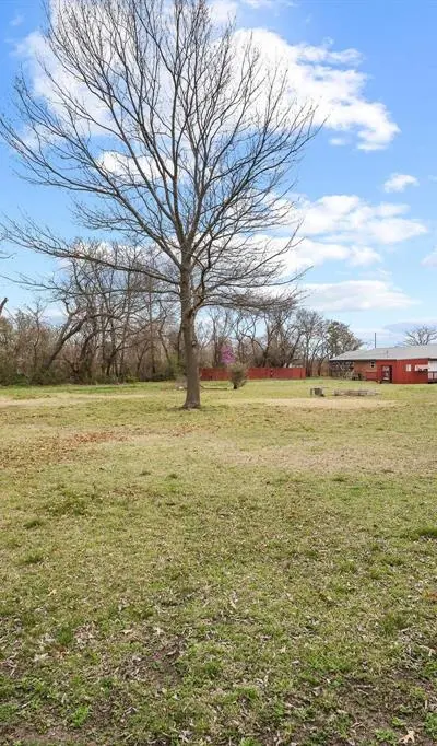 1489 Beasley Boulevard, Whitewright TX 75491 - Photo 2