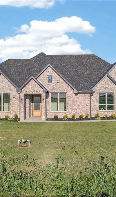 325 Soto Drive, Celeste TX 75423 - Photo 5