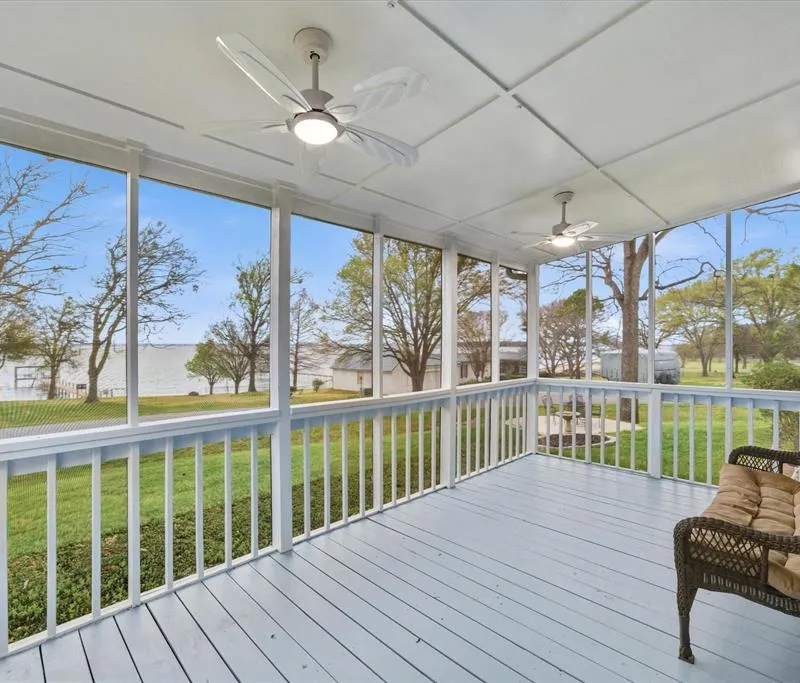 10165 Northlake Circle, Kemp TX 75143