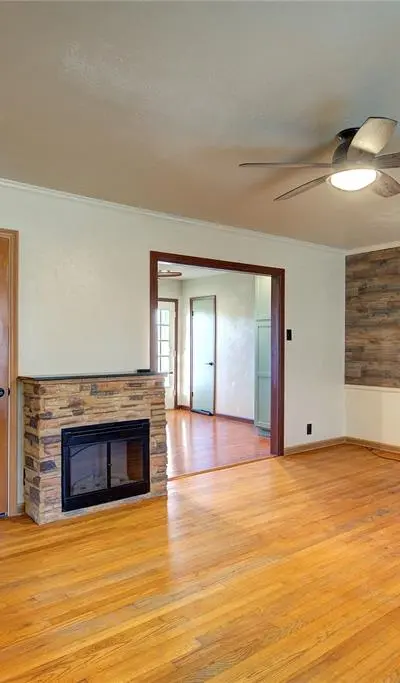 210 E Daugherty Drive, Garland TX 75041 - Photo 4