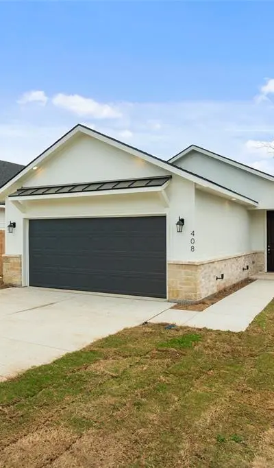 408 Matthew Street, Hillsboro TX 76645