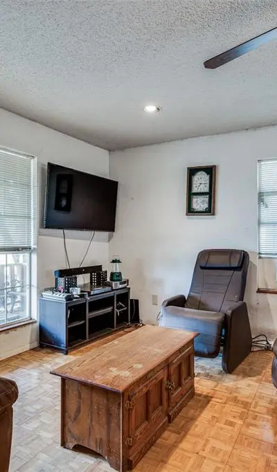 18025 N County Road 4052, Kemp TX 75143 - Photo 5