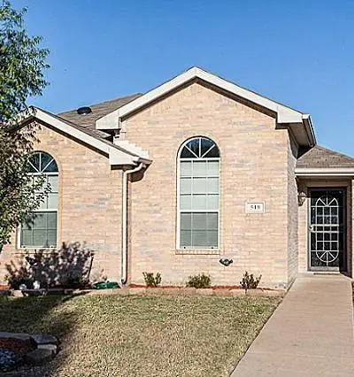 518 Monarch Drive, Lancaster TX 75146