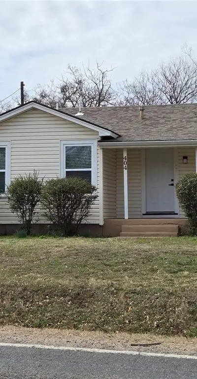 404 S Pecan Street, Bells TX 75414